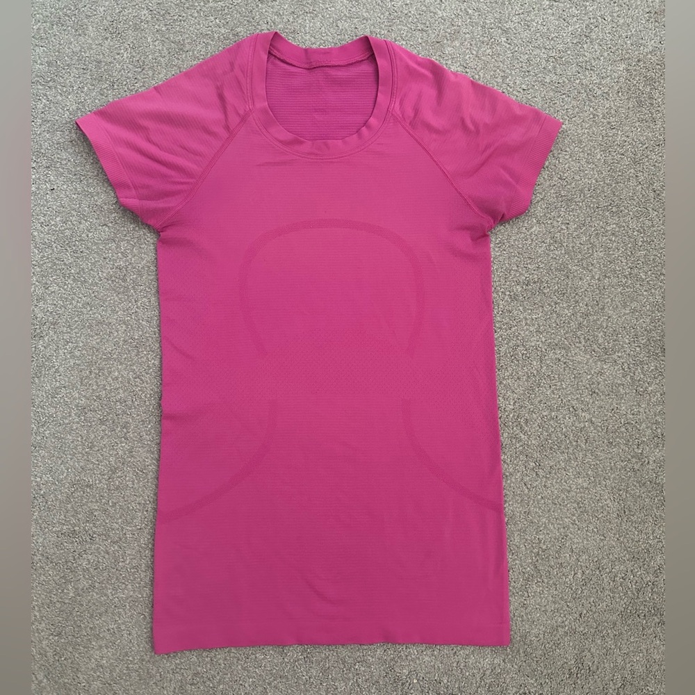 Lululemon Swiftly Tech 2.0 Short Sleeve Sonic Pink